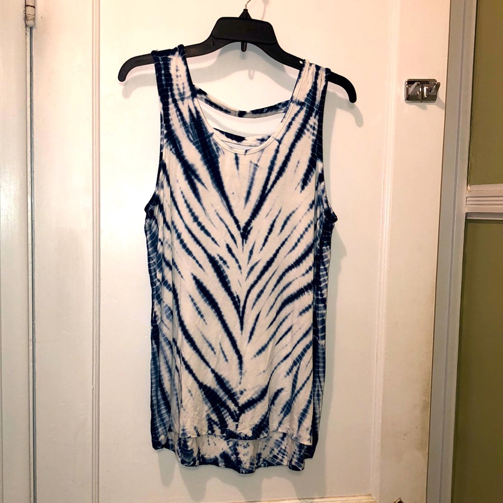 Olive+Oak Top size Medium